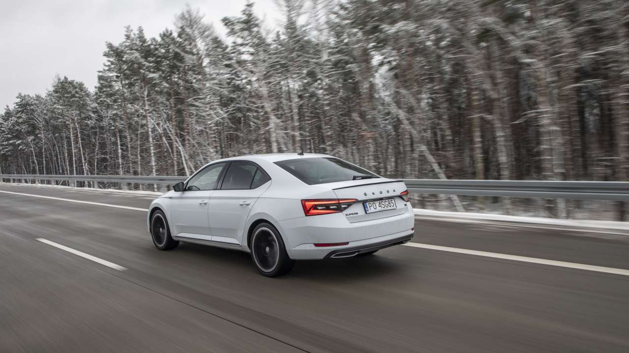 SUPERB iV SPORTLINE PO4SG85