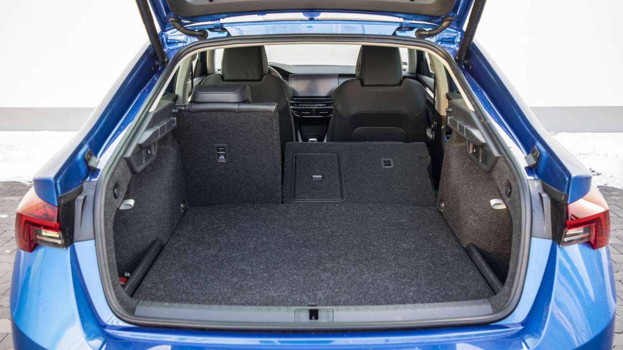 OCTAVIA STYLE HYBRID IV PO4SG84