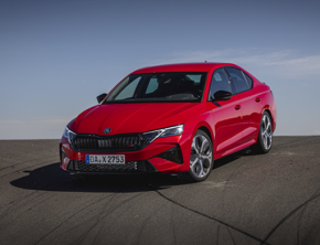Najpopularniejszy model Škody w nowych wariantach wyposażenia. Škoda Octavia Essence i RS w Polskim konfiguratorze