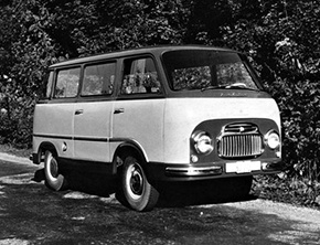 60 lat projektu Š979. Minibus debiutuje.