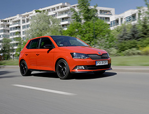 ŠKODA FABIA 1.0 TSI: dynamiczny trzycylindrowy silnik o niskim zapotrzebowaniu na paliwo