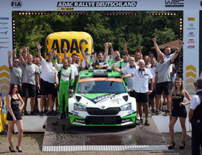 Rajd Niemiec czeski zespół ŠKODY, w składzie Jan Kopecký i Pavel Dresler, ponownie zajmuje najwyższą pozycję na podium kategorii WRC 2 Pro