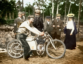 Zwycięstwo sprzed 115 lat: motocykl Laurin & Klement na najwyższym podium mistrzostw świata