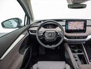 ŠKODA wykorzystuje materiały powstałe z przetworzonych butelek PET