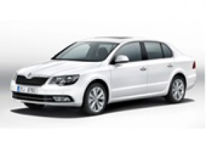 ŠKODA odświeża model Superb