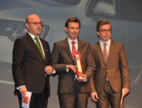 ŠKODA Octavia i Superb zwyciężają w plebiscycie „Najlepszych samochodów 2014”!