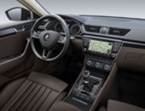 Nowa ŠKODA Superb: zachwyca przestronnym wnętrzem