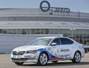 ŠKODA Superb samochodem flagowym Mistrzostw Świata w Hokeju w Czechach