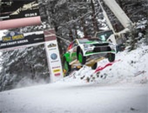 ŠKODA świętuje podwójny finisz na podium Rajdu Szwecji